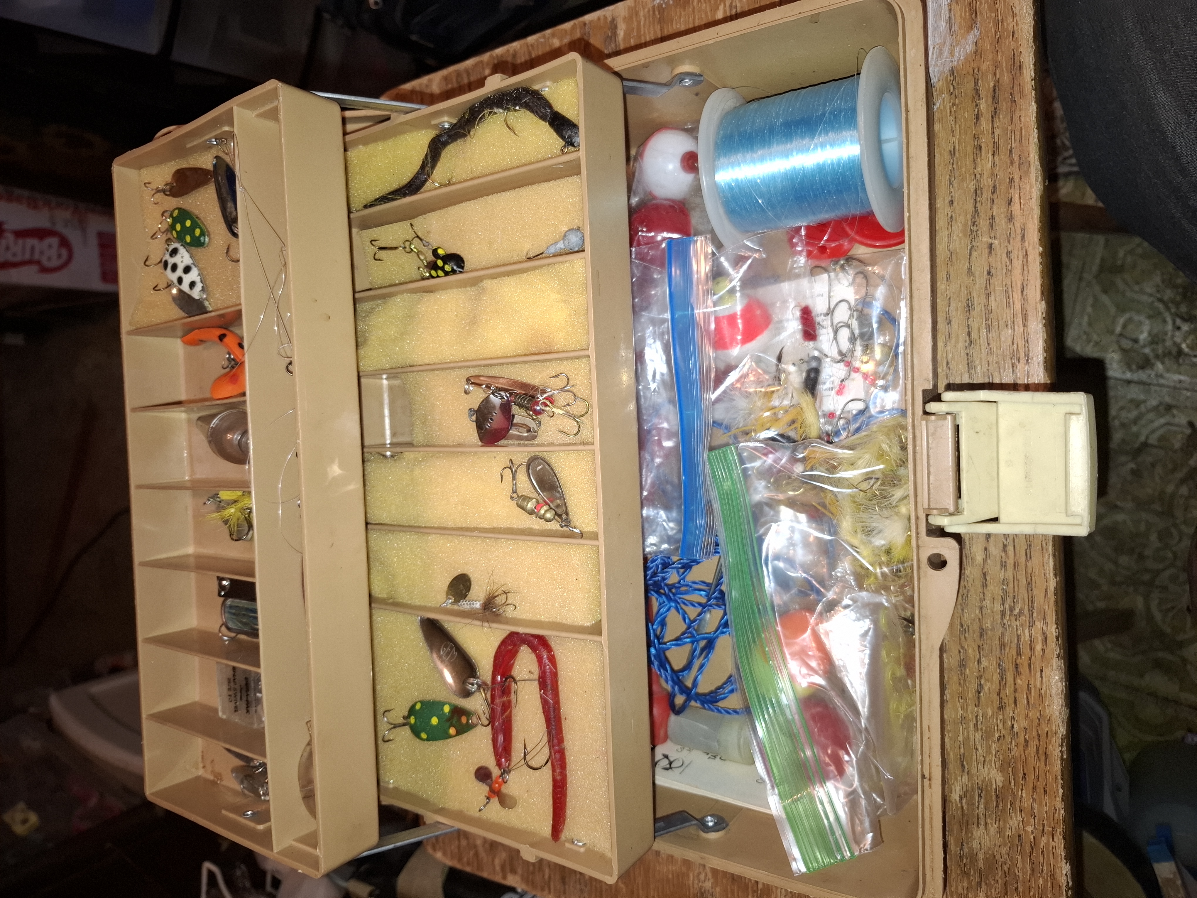 Vintage tackle box with many vintage lures and extras