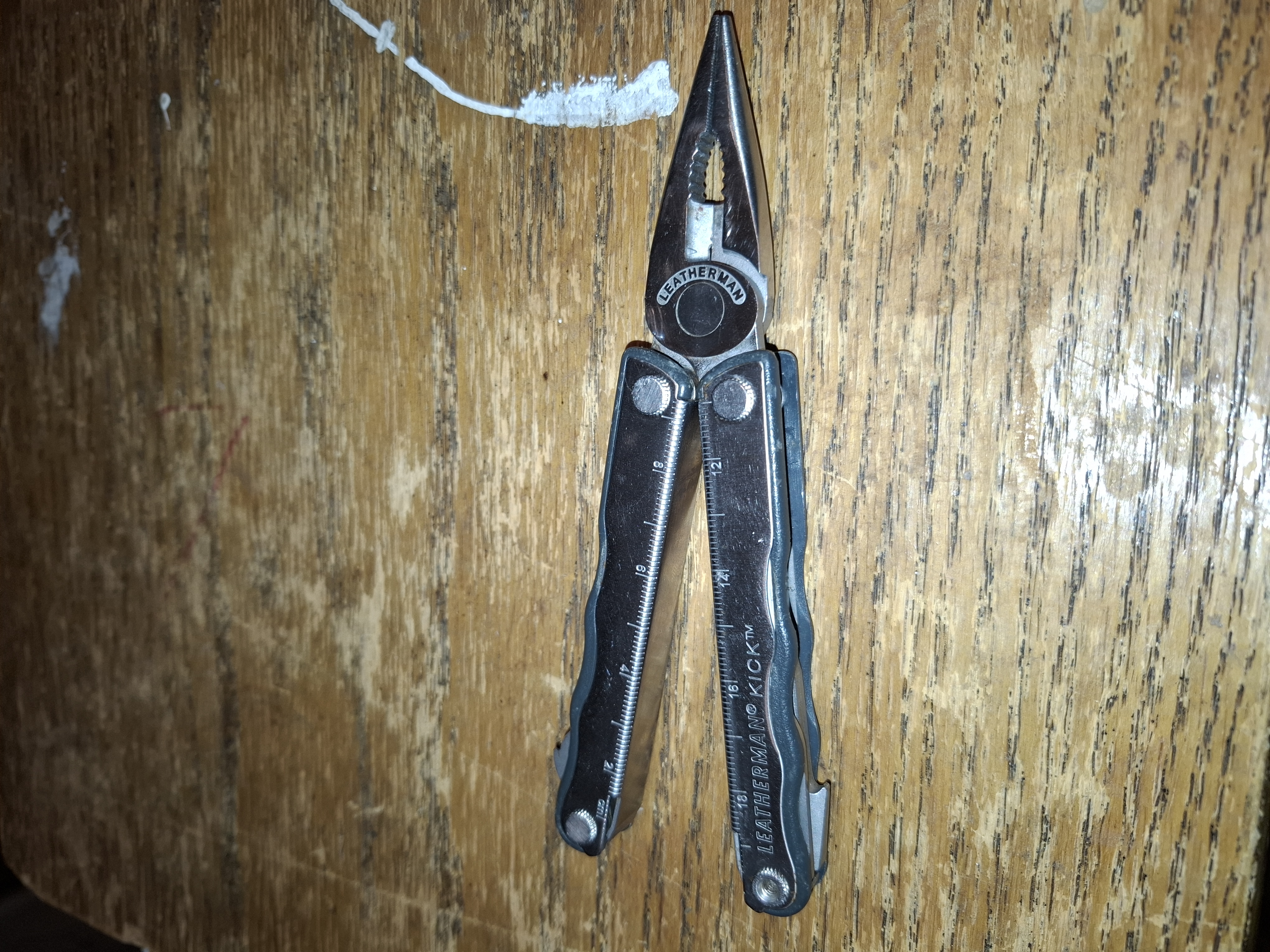 Older Leatherman Kick photo 5